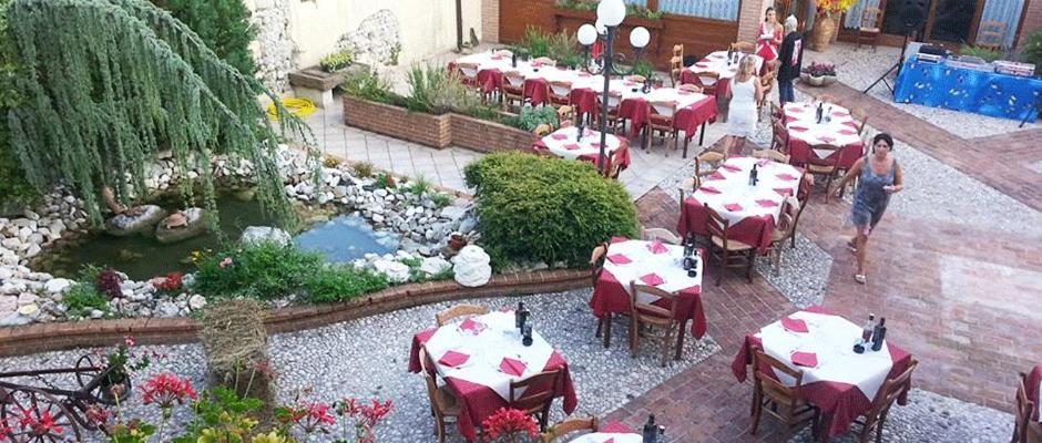 Al Fienile Hotel Orzano Buitenkant foto