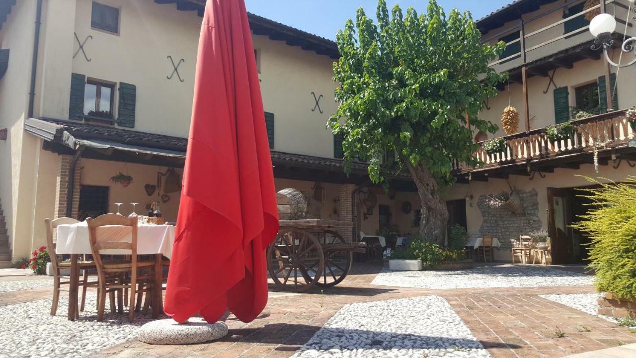 Al Fienile Hotel Orzano Buitenkant foto