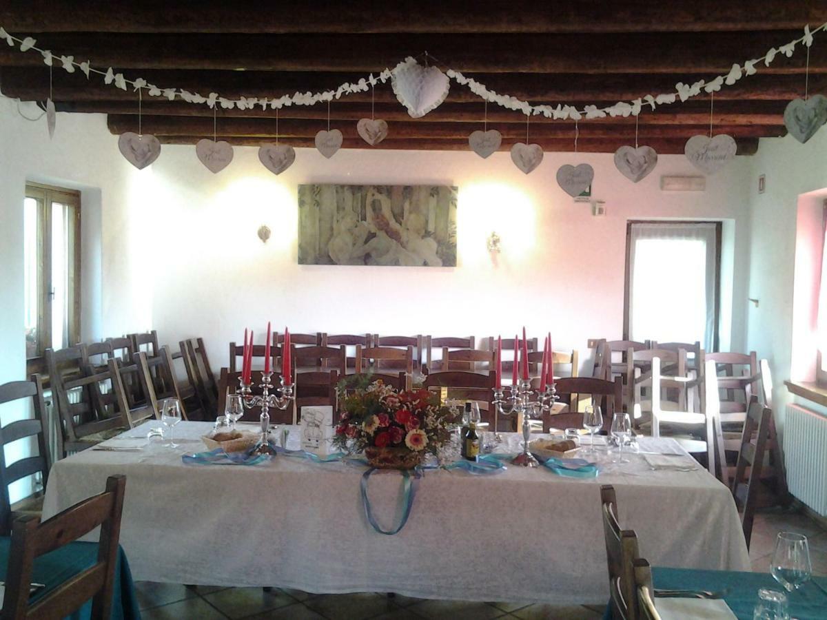Al Fienile Hotel Orzano Buitenkant foto