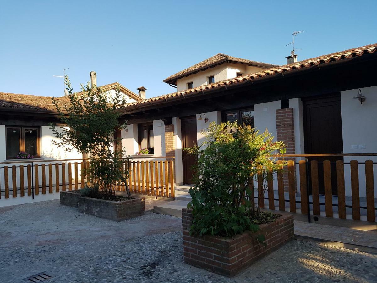 Al Fienile Hotel Orzano Buitenkant foto